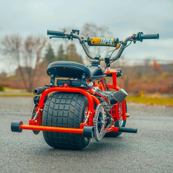 Powerful electric mini bike for sale with durable frame, lightweight design, perfect for kids and adults, ideal for off-road trails and urban commuting